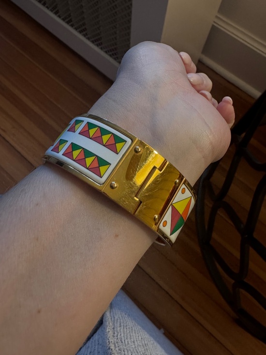 Hermes Hinged Geometric Enamel Bangle - Picture 7 of 11